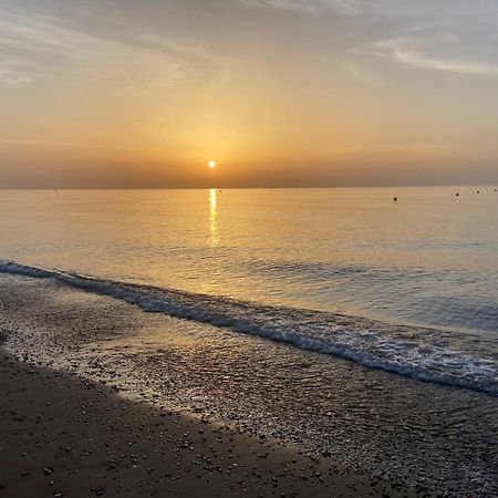 Primera Linea De Playa, Villa Conchita, Con Salida Al Mar Sagunto Zewnętrze zdjęcie
